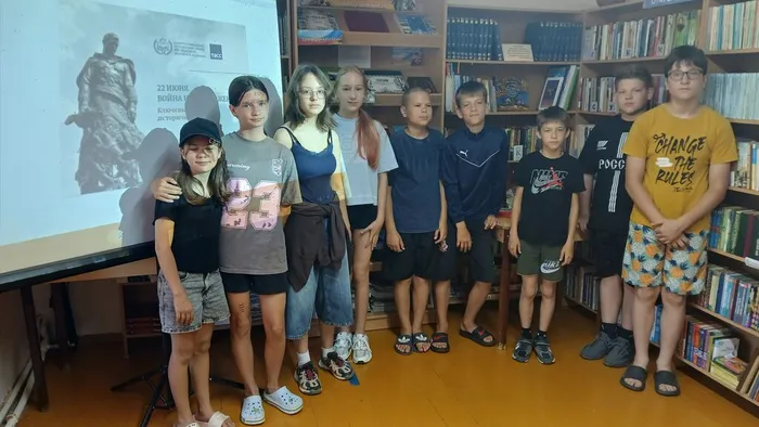 СБ8 Тревожный рассвет1
