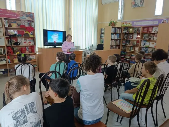 ЦДБ В летний день читать не лень