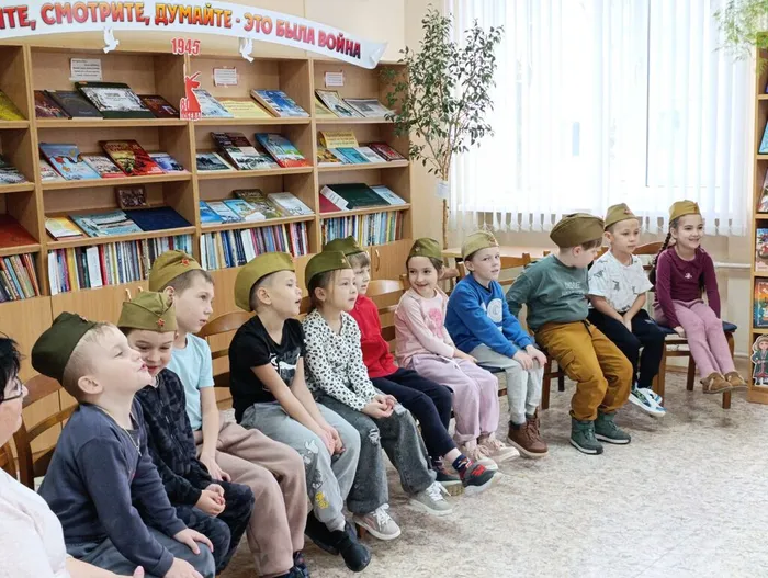 ДСБ №5 Пилотка-полётка. познавательная викторина. 18.02.2026. д.с. Алёнушка (3)