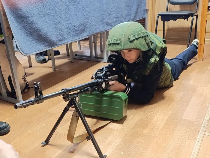 ДСБ №5 Воинские мужество сила и честь. военно-патриотическая игра. 19.02.2026. 5Г класс (42)